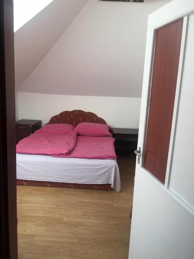 Ostello Göncölház Vác Esterno foto