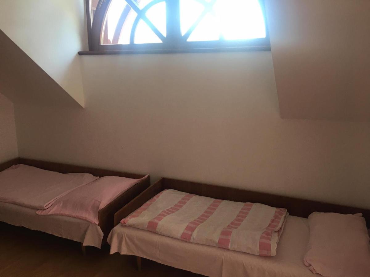 Ostello Göncölház Vác Esterno foto