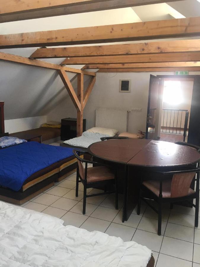 Ostello Göncölház Vác Esterno foto